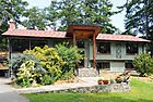 Victoria, 2900 Tudor Av