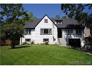 , 1245 Crown Cres