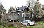 Victoria, 3142 Highview St