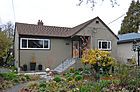Saanich East, 810 Lawndale Av