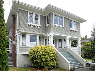 , 335 Moss St