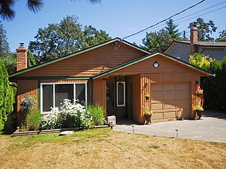 , 372 Selica Rd