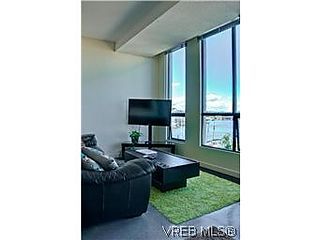 , 409-417 Swift St