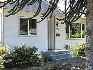 , 2809 Sooke Rd