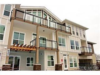 , 938-211 Dunford Ave