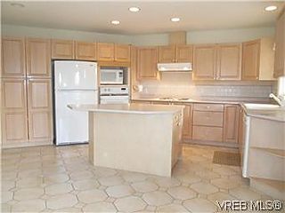 , 4305-4 Maltwood Lane