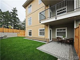 , 21-100 Conard St