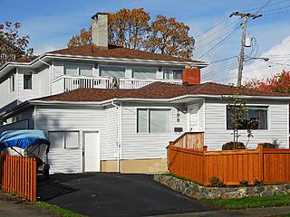 , 900 Dunsmuir Rd