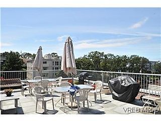 , 1366-402 Hillside Ave