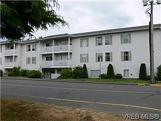 , 1351-305 Esquimalt Rd