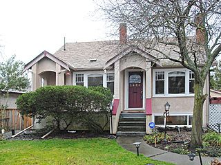 , 3421 Harriet Rd