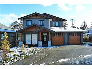 , 172 Levista Pl