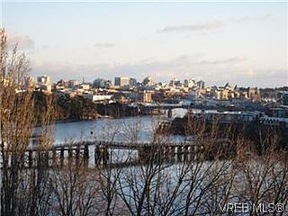 , 103-704 Gorge Rd
