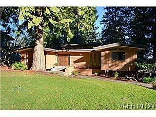 , 4665 Amblewood Dr