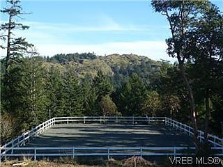 , 1442 White Pine Terr