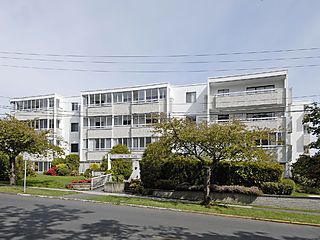 , 204-1050 Park Blvd