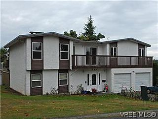 , 549 Leaside Ave