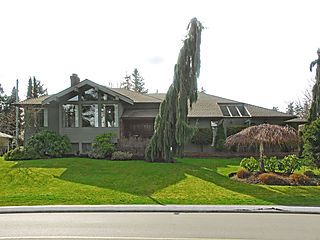, 1965 Grandview Dr