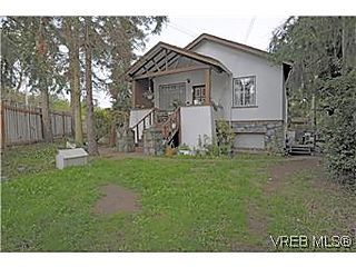 , 980 Kenneth St