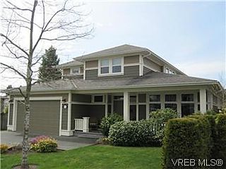 Saanich East, 2283 Hazelton Pl