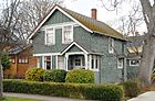 Victoria, 1940 Brighton Av