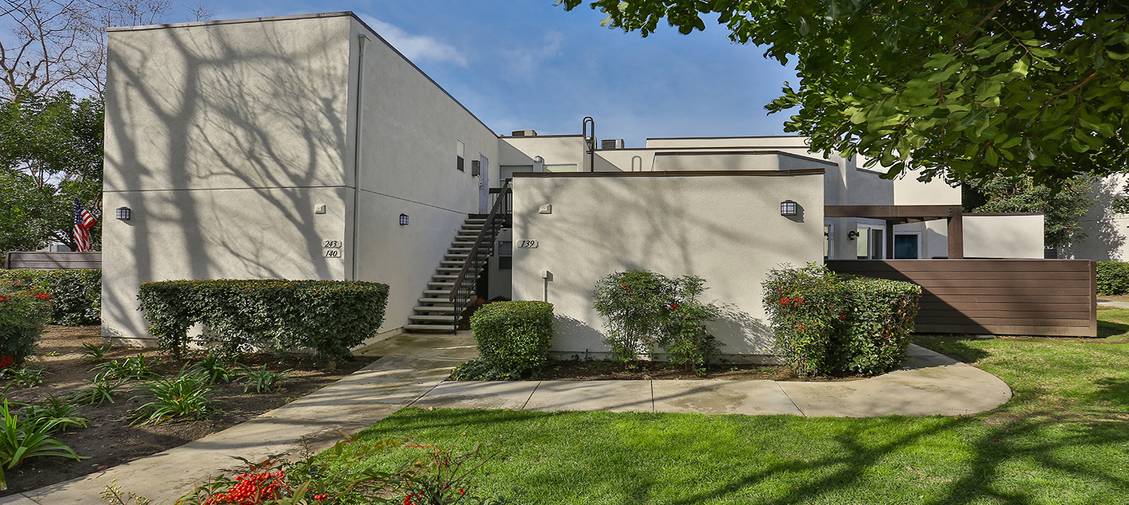 1150 W Phillips 140 , Ontario, CA 91762 MLS CV19033779 Re/Max