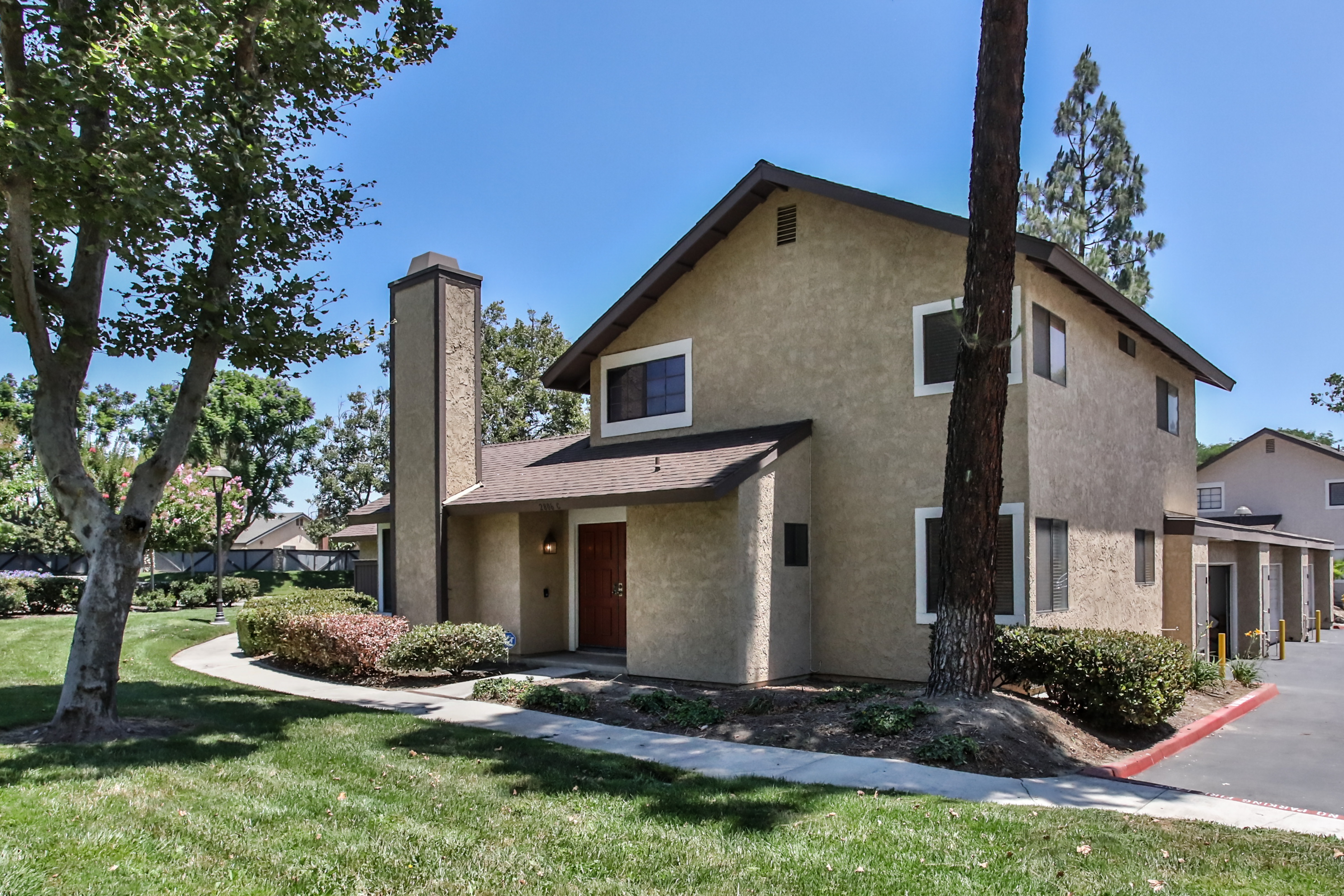 2806 Oak Creek Drive C, Ontario, CA 91761 | MLS# CV18156004 | CA