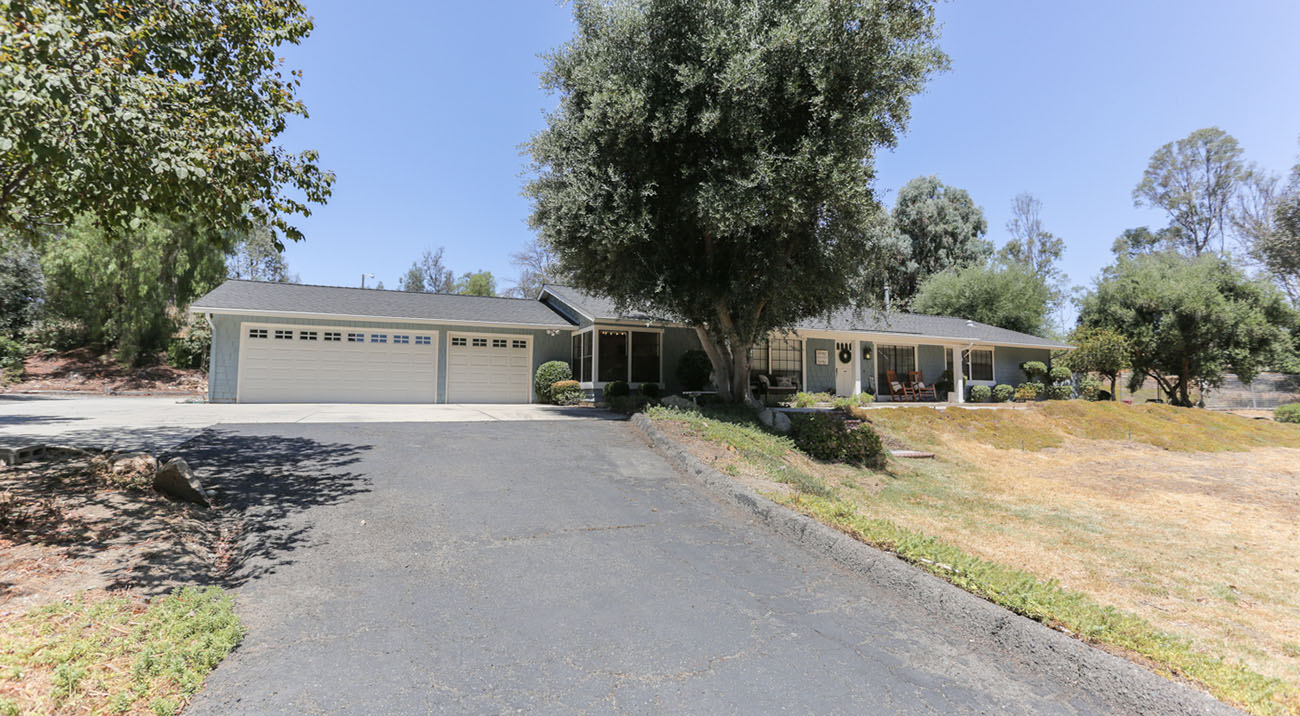 18643 Sussex Road , Riverside, CA 92504 MLS IG20127306 Keller