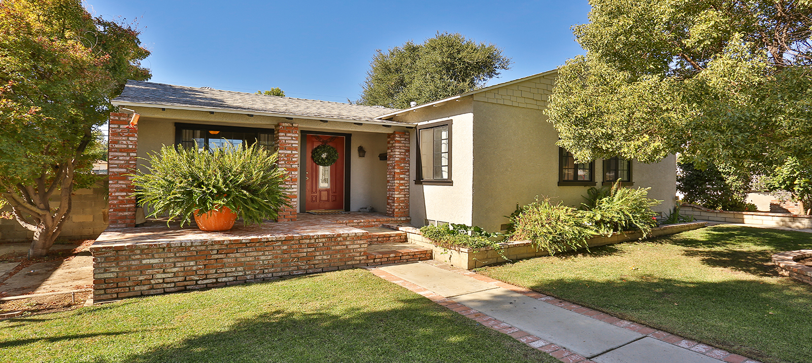 749 North 8th Avenue, Upland, CA