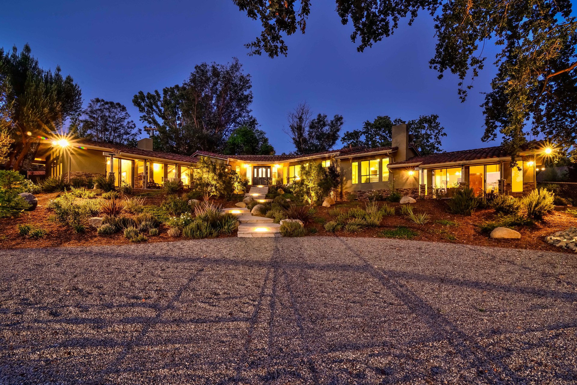 6060 Chesebro Rd, Agoura Hills,CA 91301 MLS 215010719 Agoura Horse