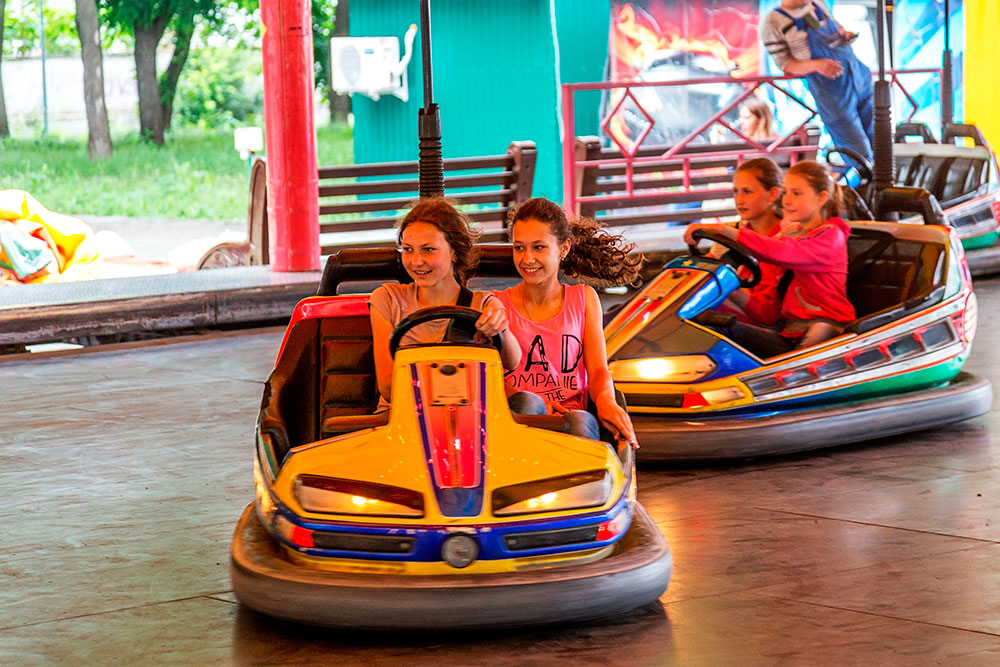 Bumper cars