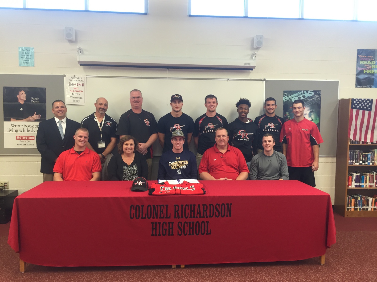 Jaret Bennett Signs with Charleston Southern