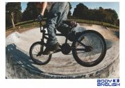 Mooner knows how to use a frontbarke!