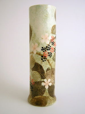 Large cylinder vase- Bramble design