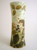 Medium waisted vase- Bramble design