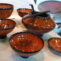 Red glaze bowls