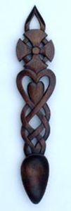 W10* Celtic Cross, Hearts and open Knotwork 