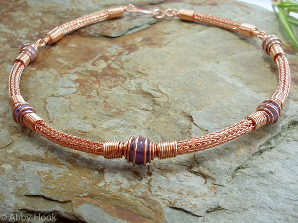 Torcesque - Amethite and Copper necklace