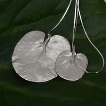 Handmade silver lily pad necklace (small)