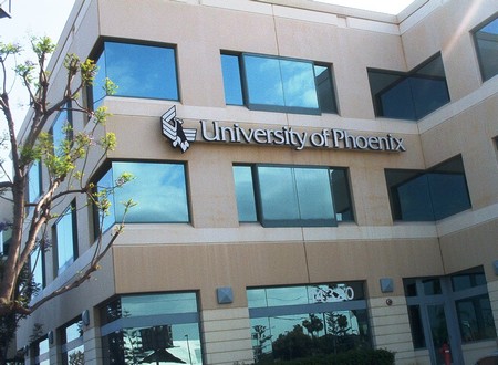 La Mirada Learning Center, University of Phoenix