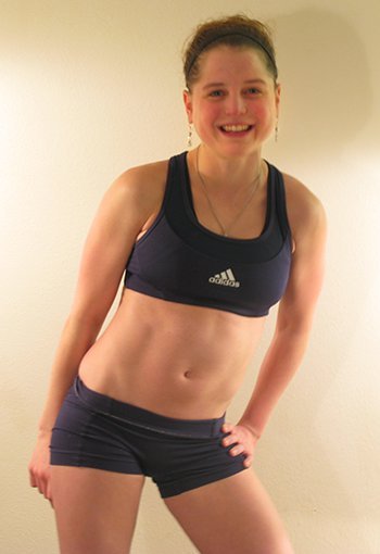 female weight lifting walkthrough