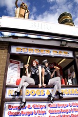 Broken_hearts_by_neil_massey_hot_dog