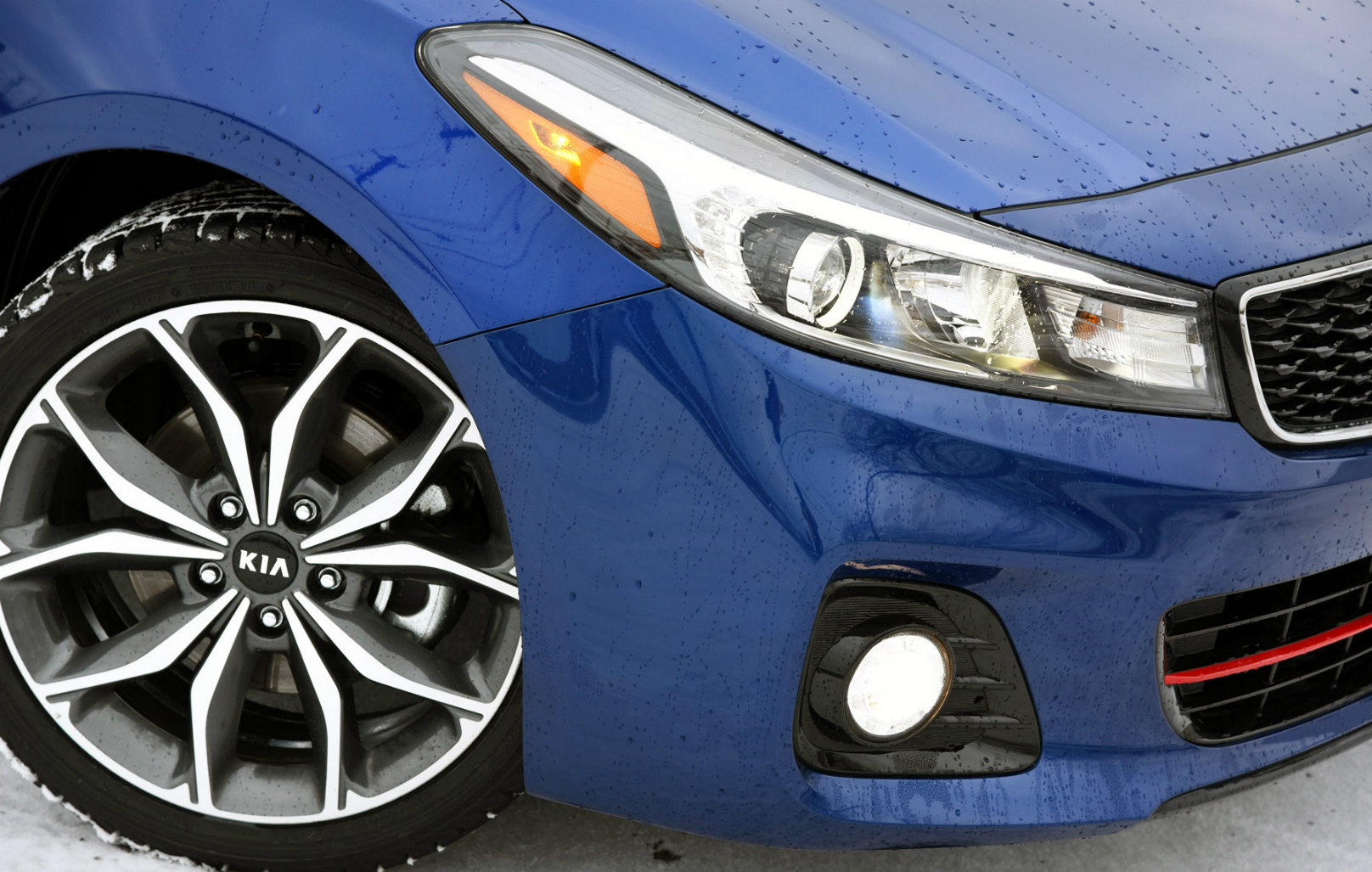 2017 Kia Forte5 SX 