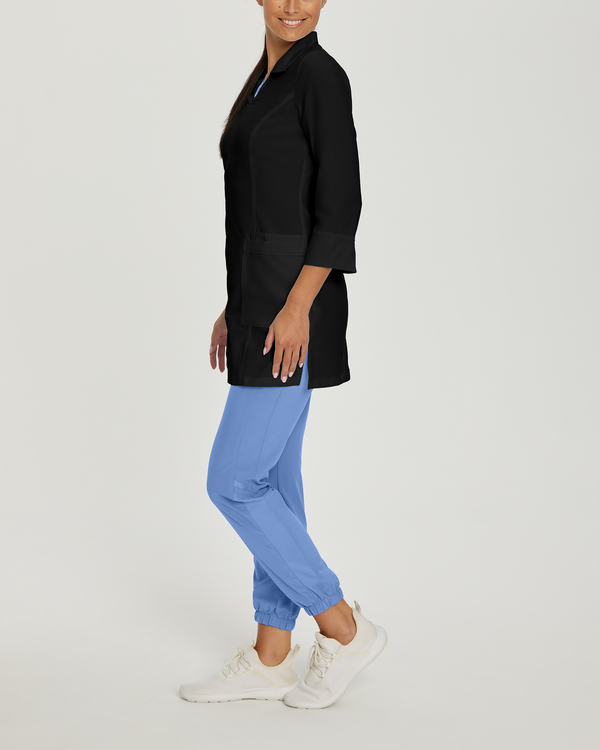 Photo of the uniform 2417 Black Side view