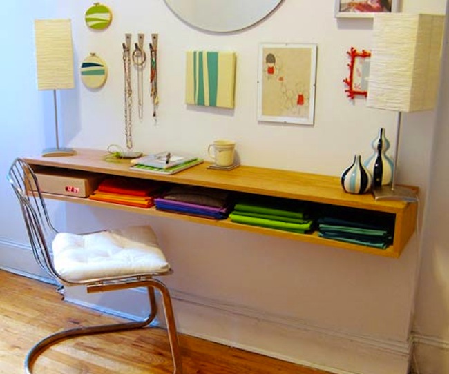floating DIY Desk - Floating