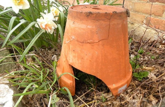 toad-house Repurpose Clay Pots - Toad House