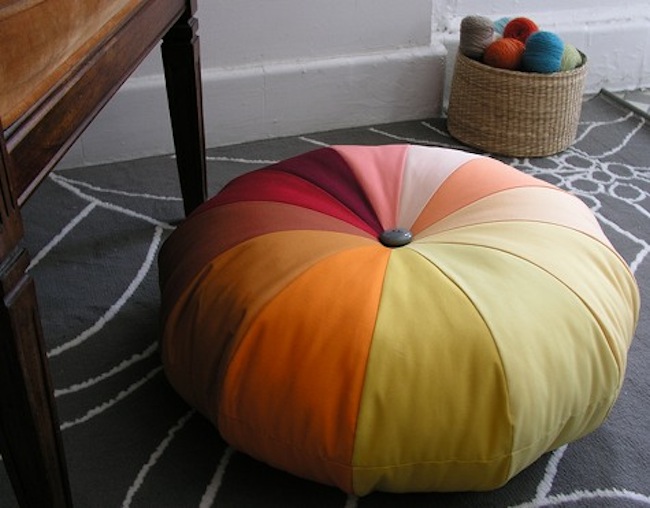 pouf DIY Dorm Room Decor - Poof