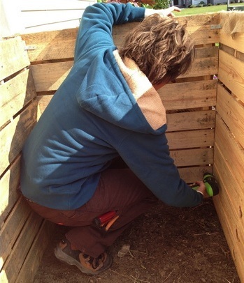 pallets How to Build a Compost Bin - Pallets