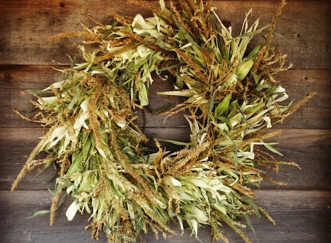 corn-husk-wreath DIY Thanksgiving Decor - Corn Husk Wreath