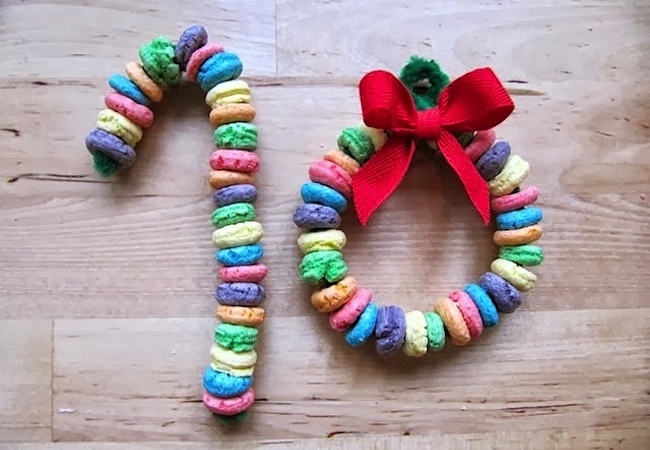 cereal-ornaments Holiday Crafts for Kids - Cereal Ornaments